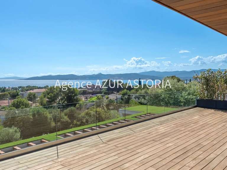 Villa with Sea view Saint-Raphaël - 5 bedrooms - 350m²