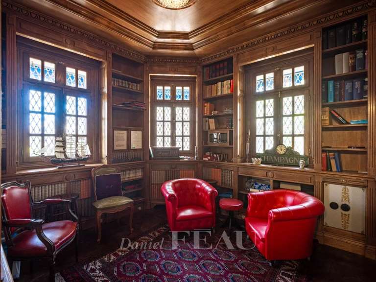 Villa Saint-Raphaël - 4 chambres - 262m²