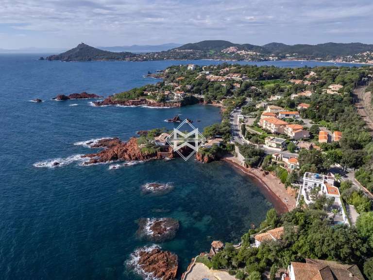 Villa Saint-Raphaël - 2 chambres - 106m²