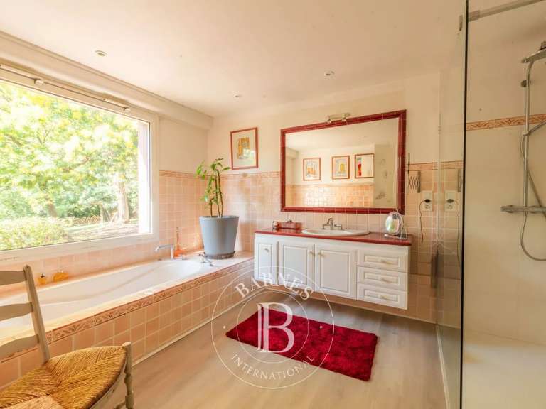 Villa Saint-Raphaël - 4 chambres - 300m²