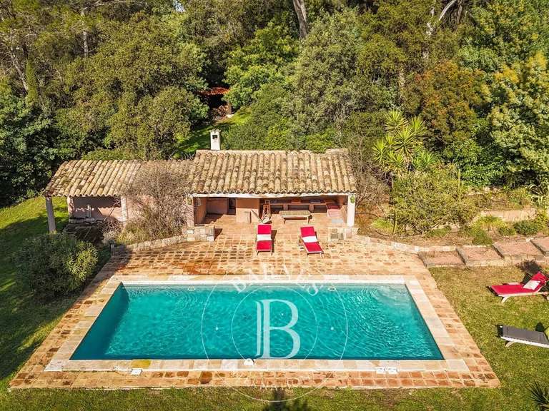 Villa Saint-Raphaël - 4 chambres - 300m²