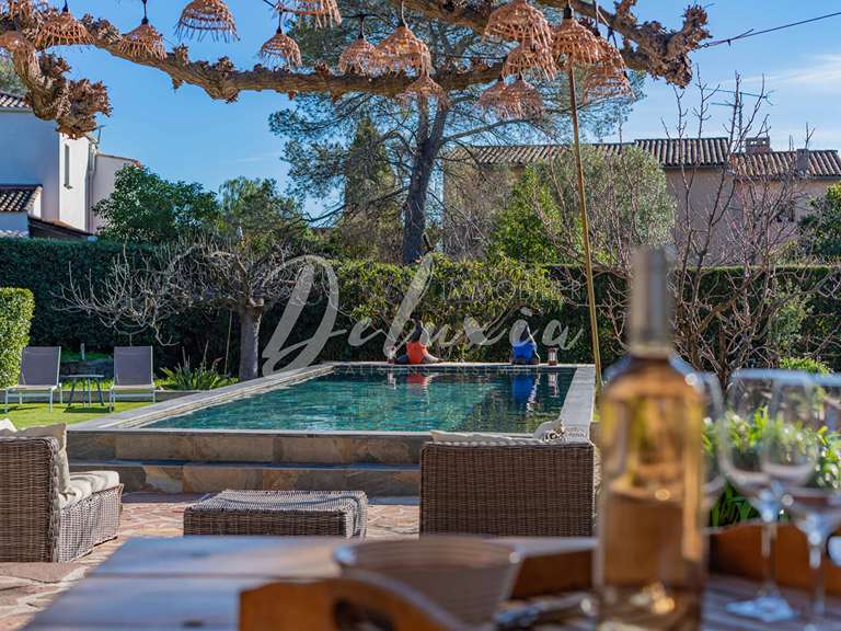 Villa Saint-Raphaël - 4 chambres - 210m²