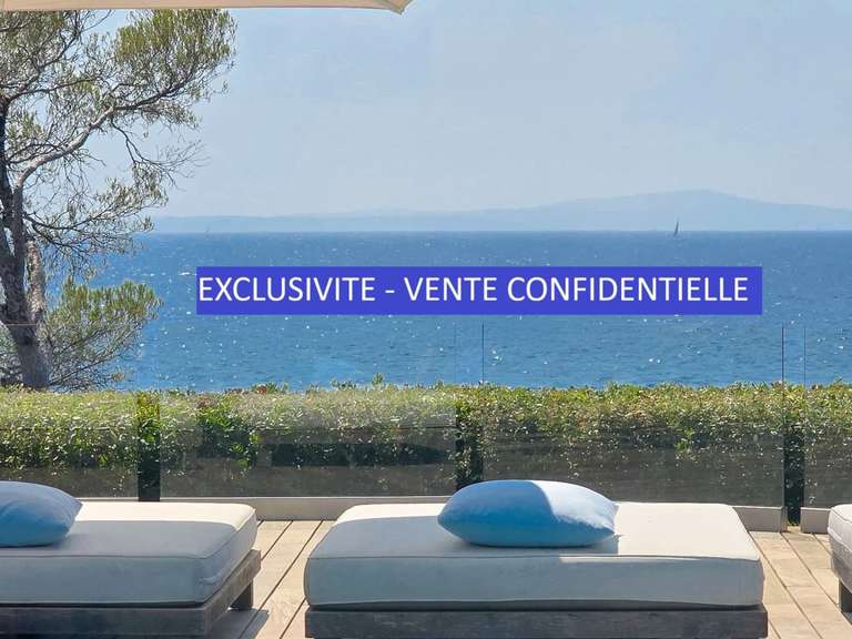 Villa Saint-Raphaël - 5 chambres - 450m²