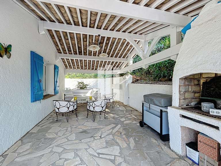 Villa with Sea view Saint-Raphaël - 4 bedrooms - 160m²