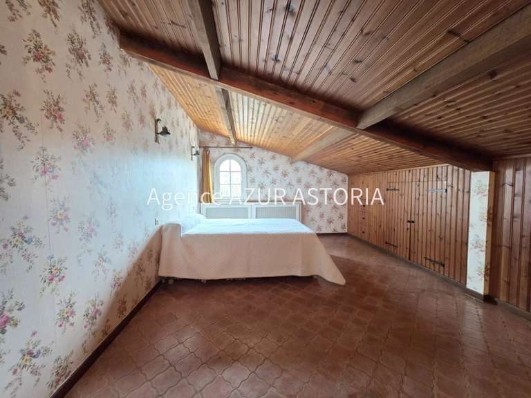 Villa Saint-Raphaël - 6 bedrooms - 260m²