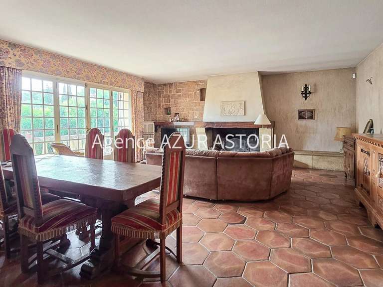 Villa Saint-Raphaël - 6 bedrooms - 260m²