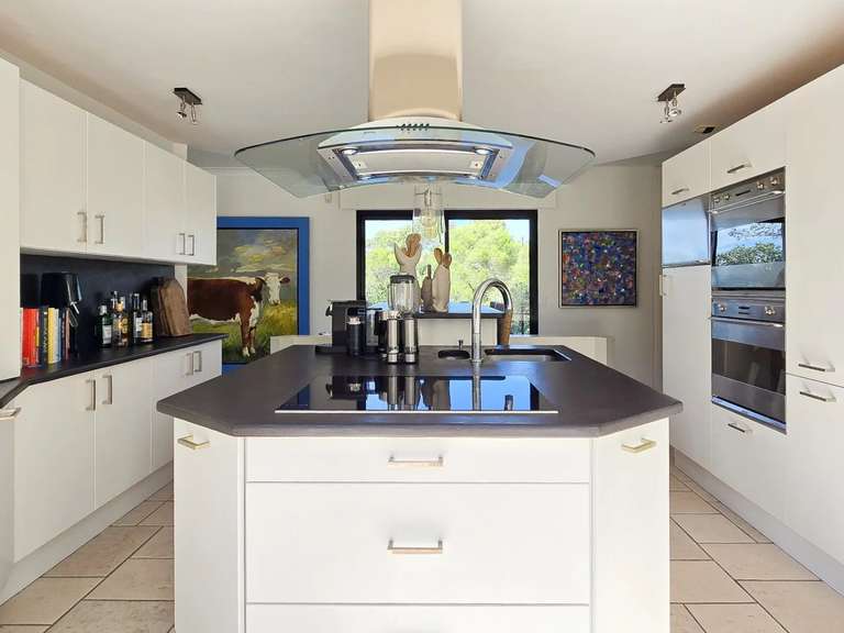 Villa Saint-Raphaël - 6 chambres - 330m²