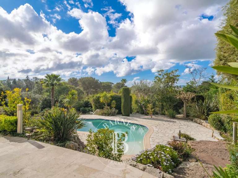 Villa Saint-Raphaël - 4 chambres - 185m²