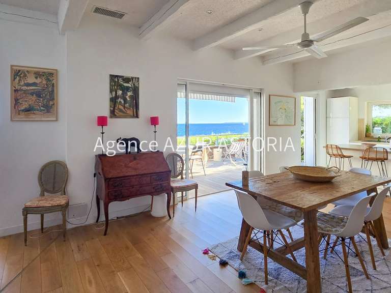 Villa Saint-Raphaël - 5 chambres - 215m²