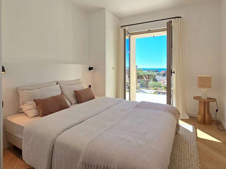 Villa Saint-Raphaël - 6 bedrooms - 260m²