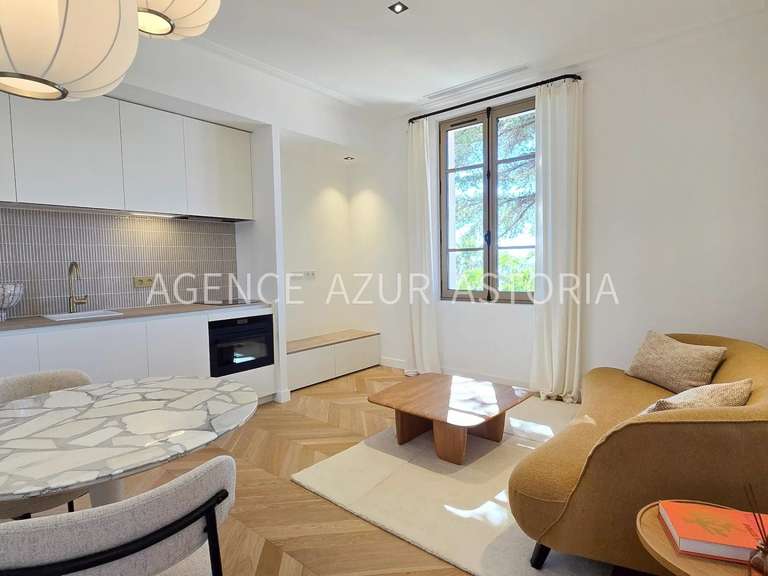 Villa Saint-Raphaël - 6 chambres - 260m²