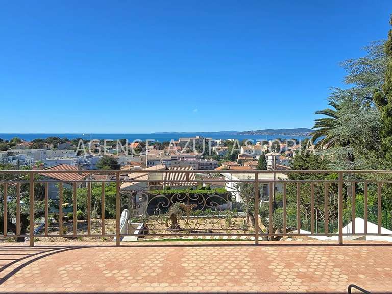 Villa Saint-Raphaël - 6 chambres - 260m²