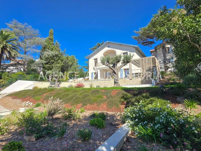 Villa Saint-Raphaël - 6 chambres - 260m²