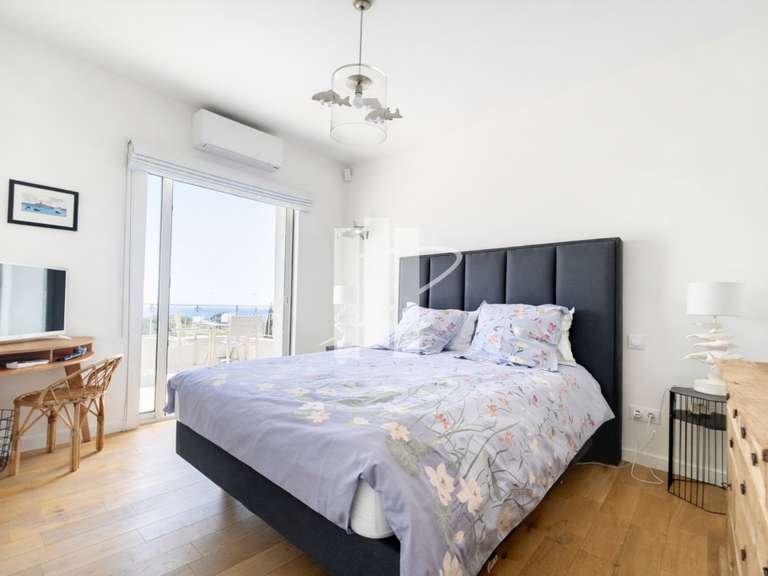 Villa with Sea view Saint-Raphaël - 4 bedrooms - 266m²