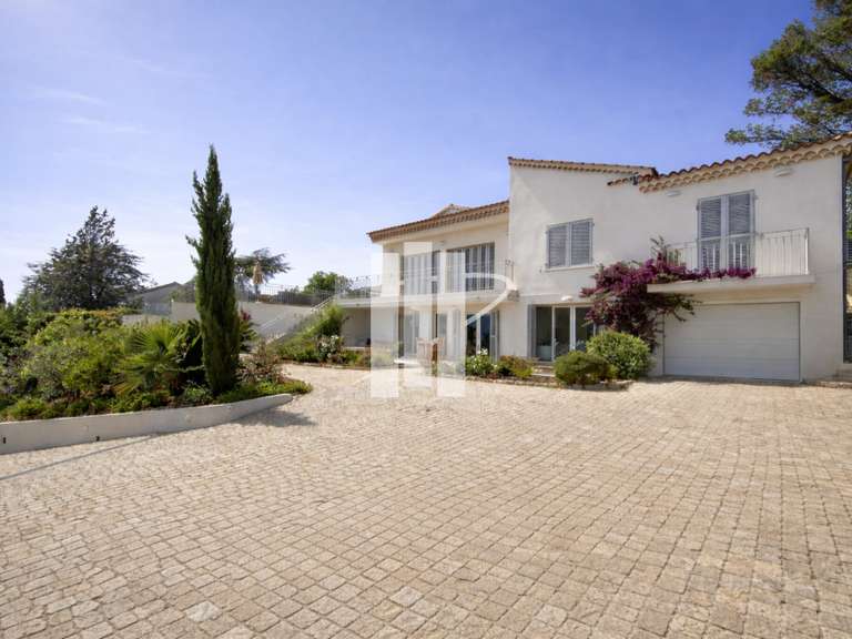 Villa with Sea view Saint-Raphaël - 4 bedrooms - 266m²