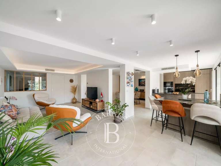 Villa Saint-Raphaël - 4 chambres - 235m²