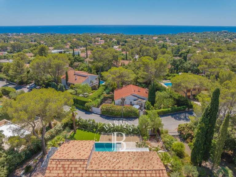 Villa Saint-Raphaël - 4 chambres - 235m²