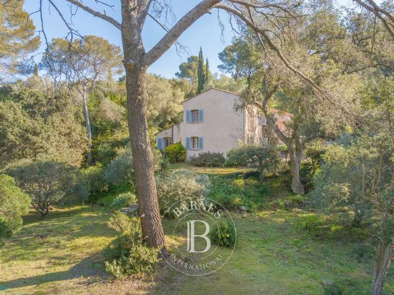 Villa Saint-Raphaël - 6 chambres - 208m²