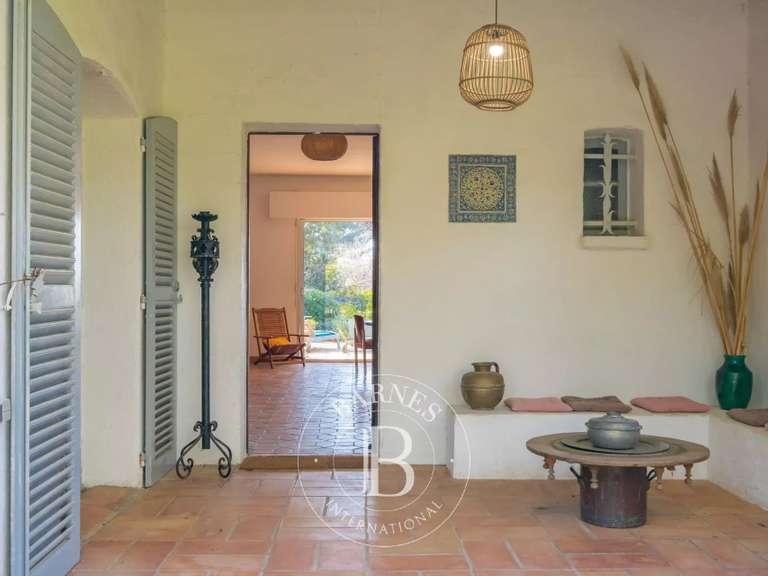 Villa Saint-Raphaël - 6 chambres - 208m²