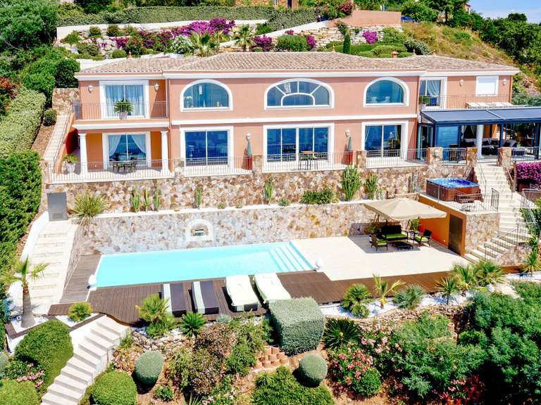 Villa with Sea view Saint-Raphaël - 5 bedrooms - 334m²