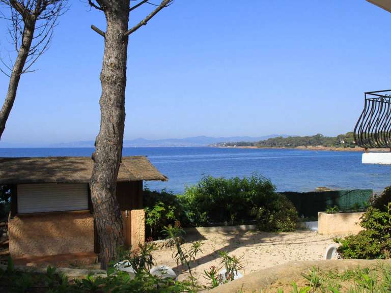 Villa with Sea view Saint-Raphaël - 8 bedrooms - 234m²
