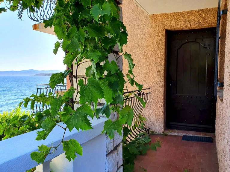 Villa with Sea view Saint-Raphaël - 8 bedrooms - 234m²