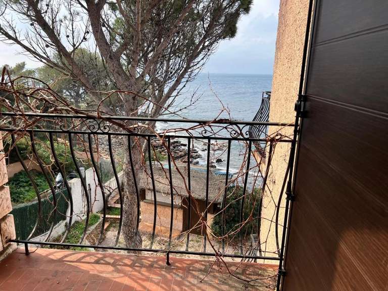 Villa with Sea view Saint-Raphaël - 8 bedrooms - 234m²