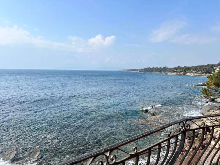 Villa with Sea view Saint-Raphaël - 8 bedrooms - 234m²