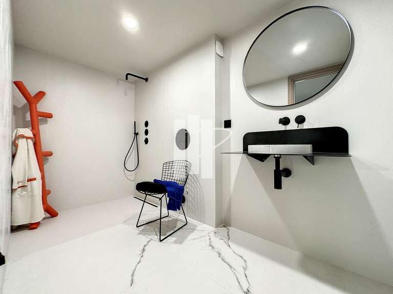 Villa Saint-Raphaël - 5 chambres - 280m²