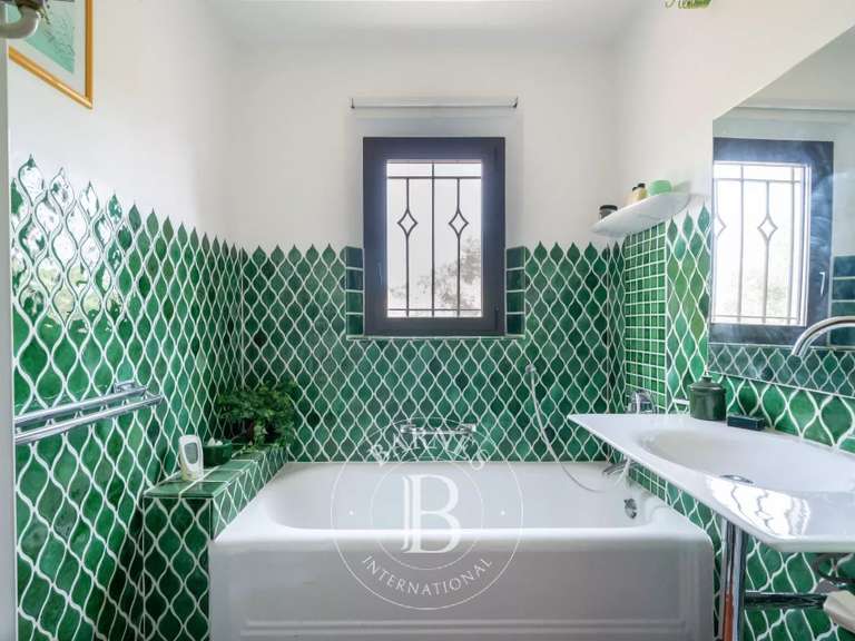 Villa Saint-Raphaël - 4 chambres - 220m²