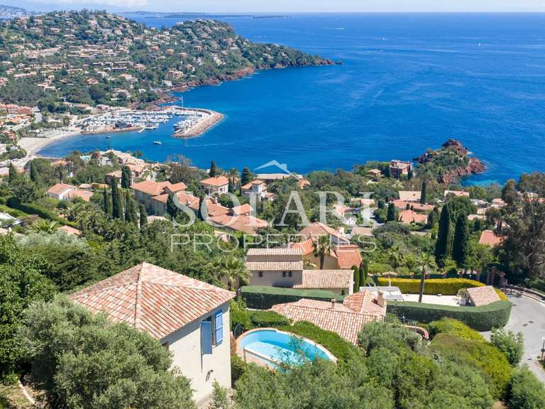 Villa avec Vue sur mer Saint-Raphaël - 5 chambres - 160m²