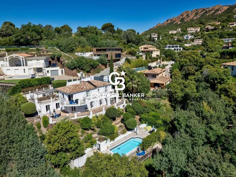Villa with Sea view Saint-Raphaël - 184m²