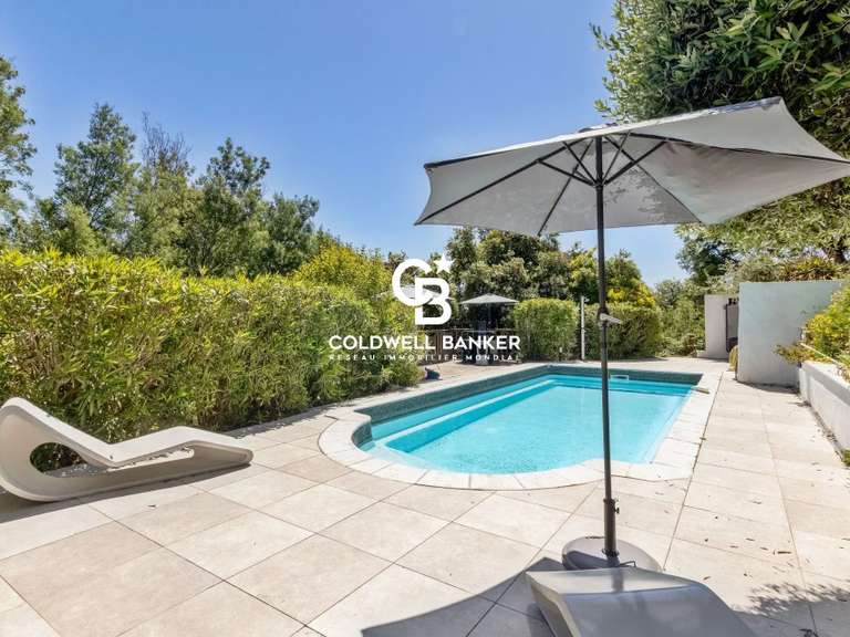 Villa Saint-Raphaël - 184m²