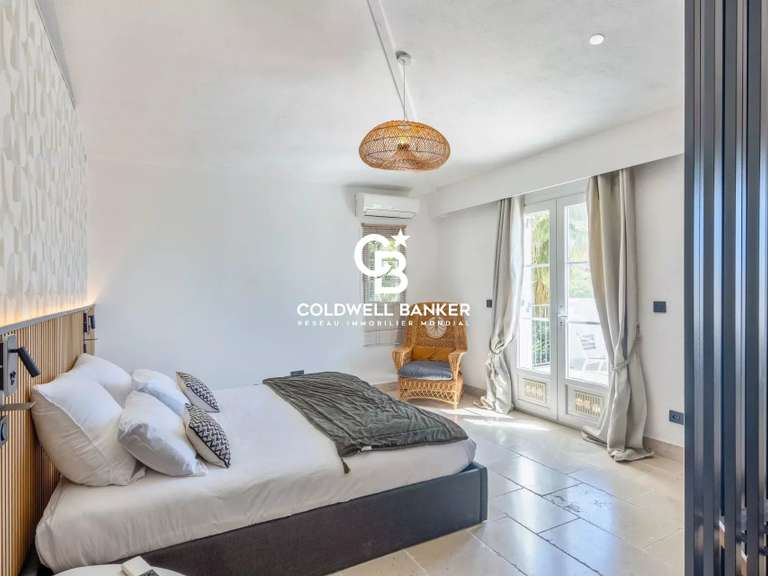 Villa Saint-Raphaël - 184m²