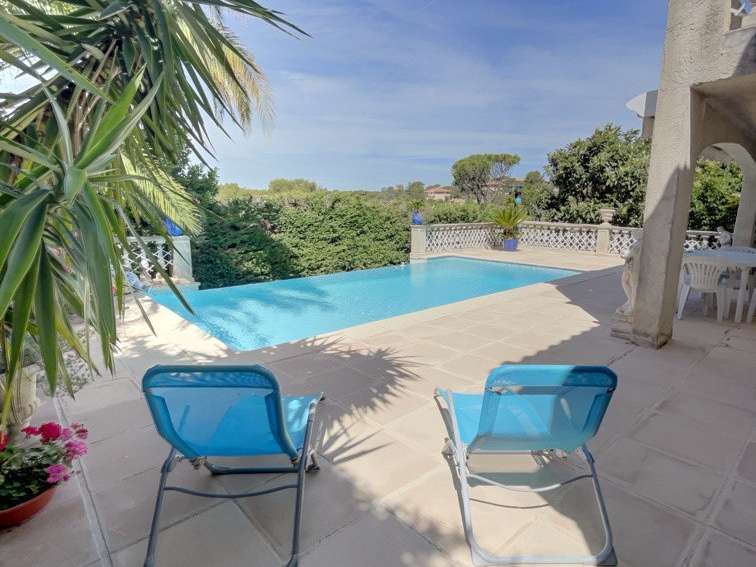 Villa Saint-Raphaël - 3 chambres - 136m²