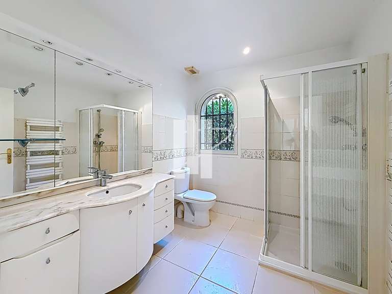 Villa Saint-Raphaël - 4 chambres - 230m²