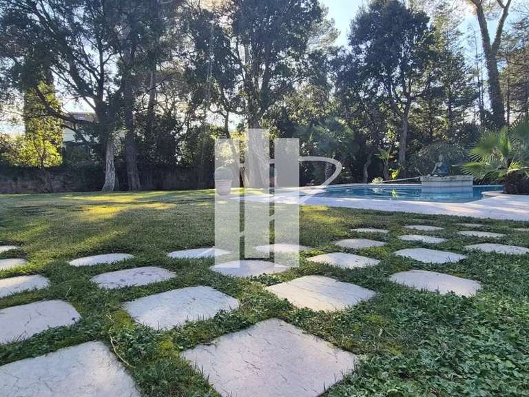 Villa Saint-Raphaël - 4 chambres - 230m²