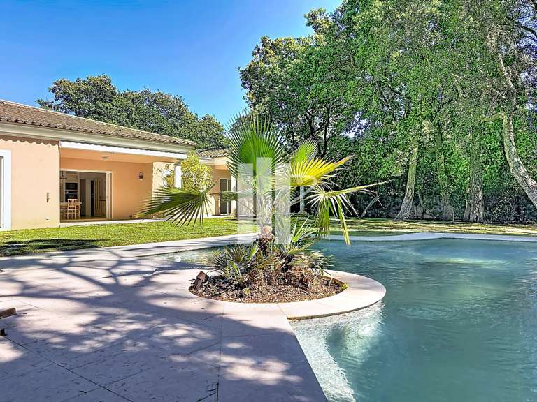 Villa Saint-Raphaël - 4 chambres - 230m²