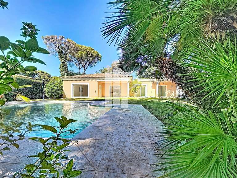 Villa Saint-Raphaël - 4 chambres - 230m²
