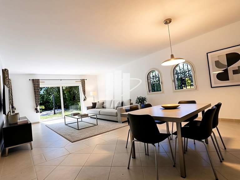Villa Saint-Raphaël - 4 chambres - 230m²