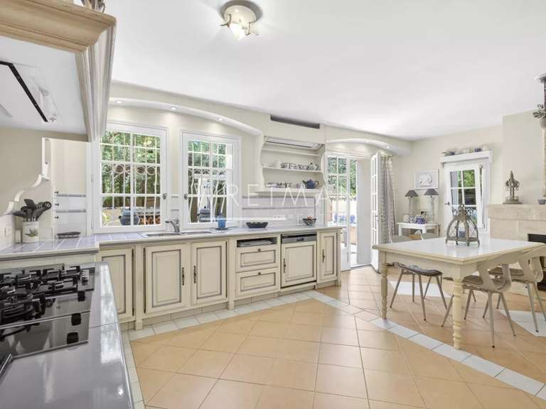 Villa Saint-Raphaël - 5 chambres - 275m²