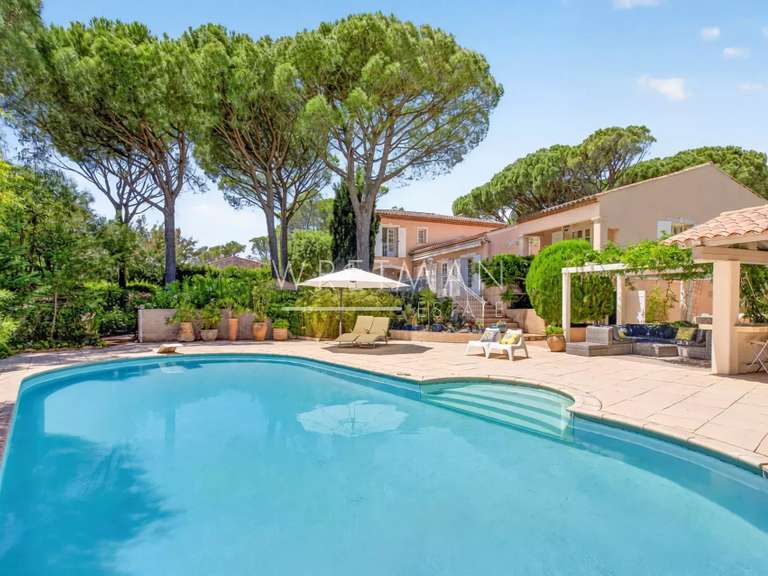 Villa Saint-Raphaël - 5 chambres - 275m²