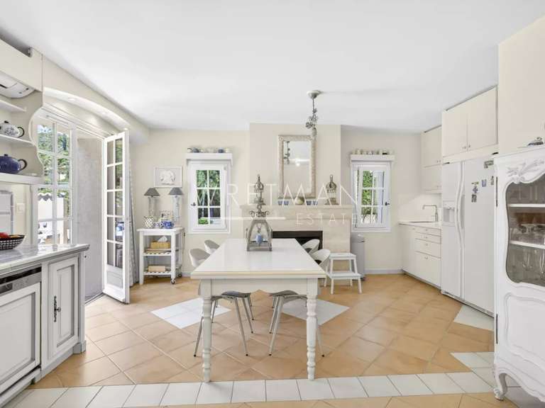 Villa Saint-Raphaël - 5 chambres - 275m²