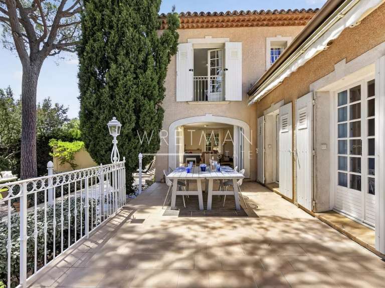 Villa Saint-Raphaël - 5 chambres - 275m²
