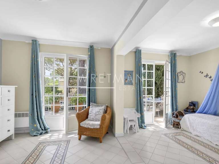 Villa Saint-Raphaël - 5 chambres - 275m²