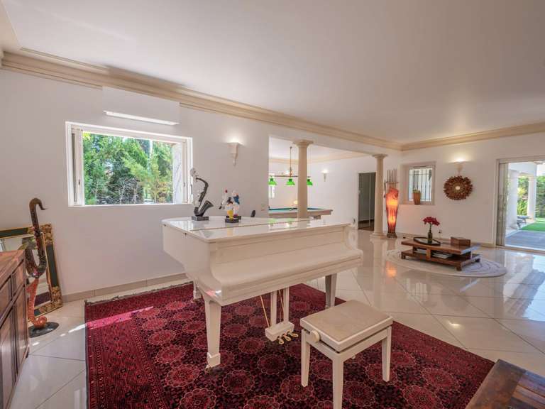 Villa Saint-Raphaël - 5 chambres - 470m²