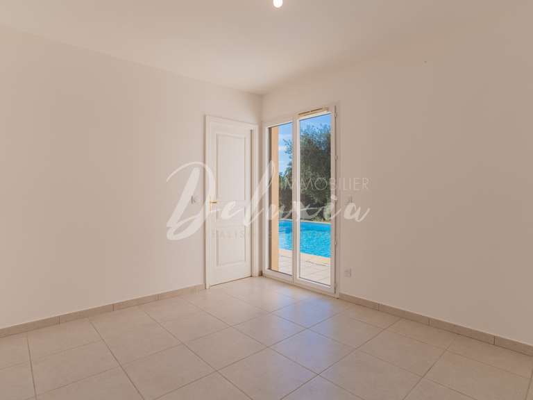 Villa Saint-Raphaël - 4 bedrooms - 153m²