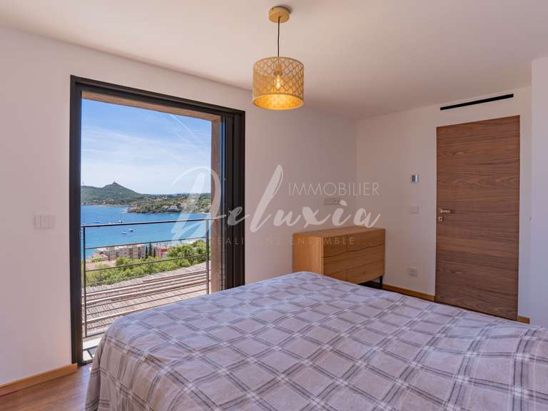 Villa with Sea view Saint-Raphaël - 5 bedrooms - 300m²