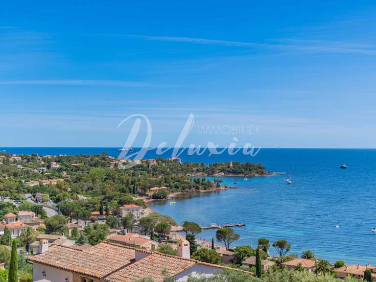 Villa with Sea view Saint-Raphaël - 5 bedrooms - 300m²