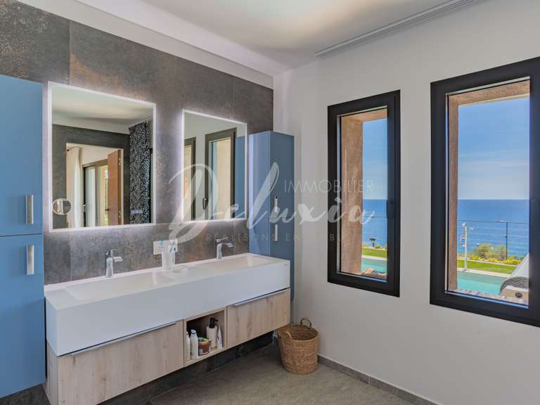 Villa with Sea view Saint-Raphaël - 5 bedrooms - 300m²